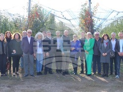 Разград - Областният управител посети преработвателно предприятие в Румъния 