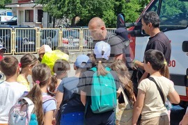 Габрово - ученици - пожарникари - обучение