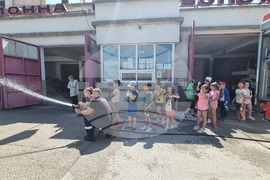 Габрово - ученици - пожарникари - обучение