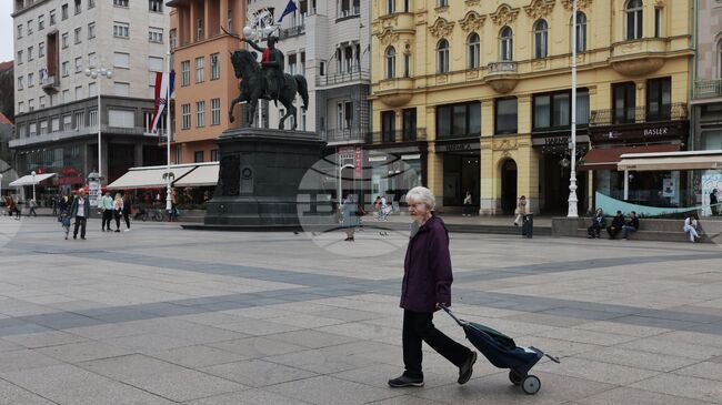 Международният валутен фонд препоръча на Хърватия да ограничи растежа на заплатите в публичния сектор