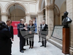 Вицепрезидент - Загреб - университет 