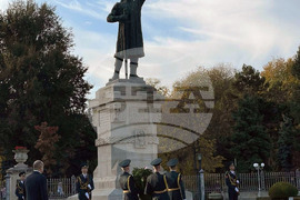 Молдова - Румен Радев - Щефан чел Маре - паметник - почит