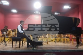 Разград  - Международен конкурс - пианисти - галаконцерт