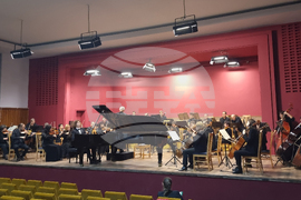 Разград  - Международен конкурс - пианисти - галаконцерт