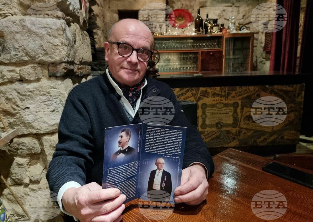 Картичка за българския химн ще получат по случай Деня на будителите ученици и учители във Варна и Балчик