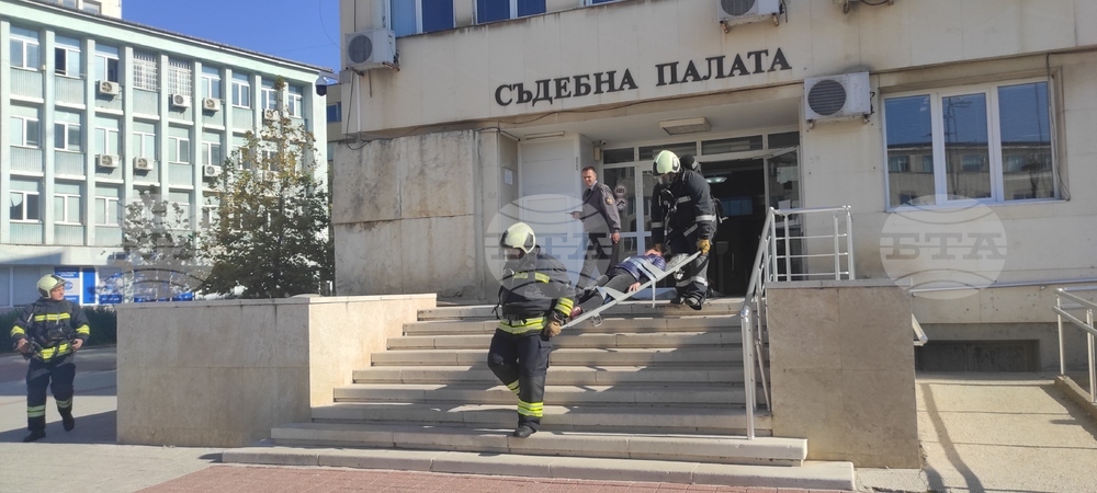 Учебна евакуация имаше в Съдебната палата в Търговище