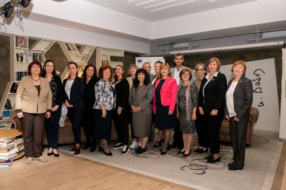 НАПОО: Увеличава се интересът към професионалното обучение за монтьори, заварчици и парамедици