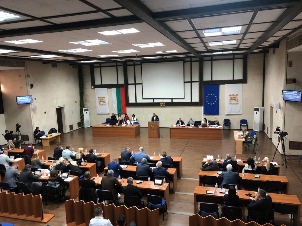 Общински съвет Благоевград не прие предложение за увеличение на цените на таксиметровите услуги.