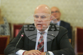 Парламент - ДПС - Иван Гешев - среща