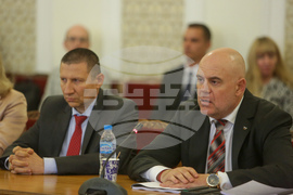 Парламент - ДПС - Иван Гешев - среща