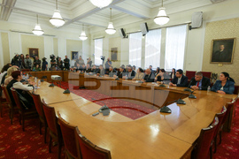 Парламент - ДПС - Иван Гешев - среща