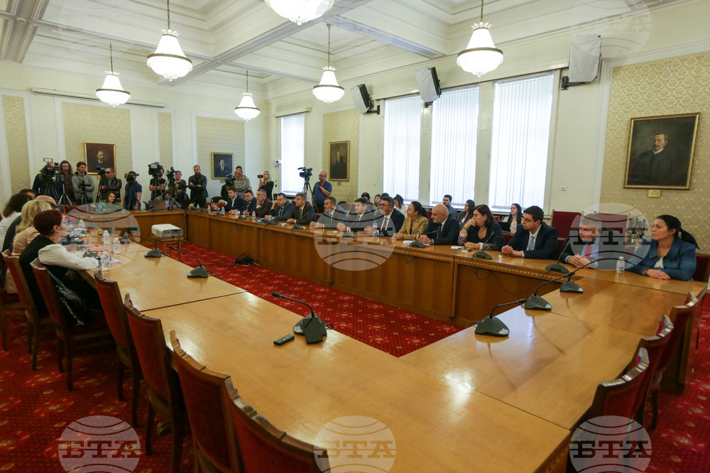 Парламент - ДПС - Иван Гешев - среща