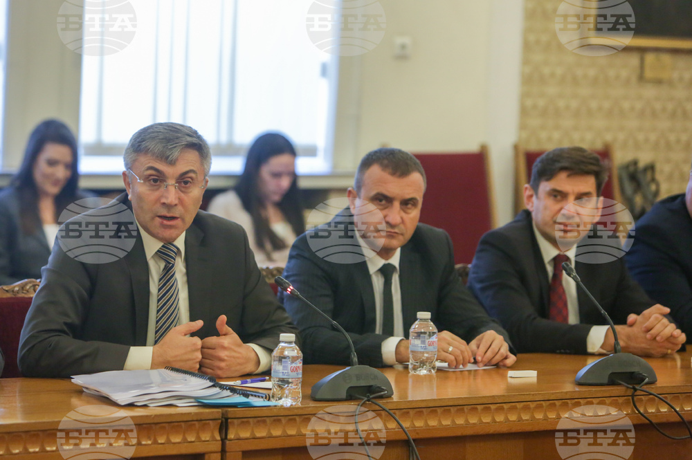 Парламент - ДПС - Иван Гешев - среща
