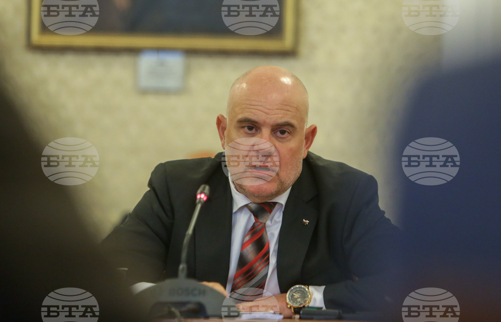 Парламент - ДПС - Иван Гешев - среща