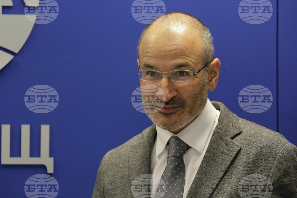 Русия използва комуникационното пространство като инструмент за хибридна война, каза говорителят на МВнР на Румъния Андрей Църня