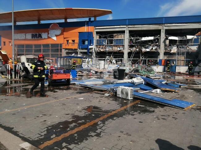 Румъния - Ботошани - експлозия в търговски център