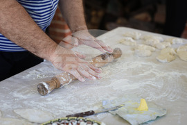 Бургас - Етнографски музей - кулинарна демонстрация