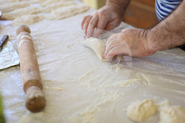 Бургас - Етнографски музей - кулинарна демонстрация