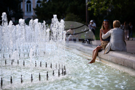 Топло време