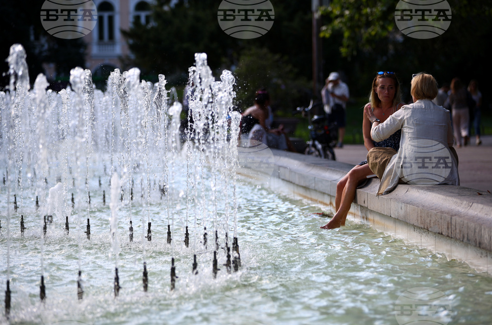 Топло време