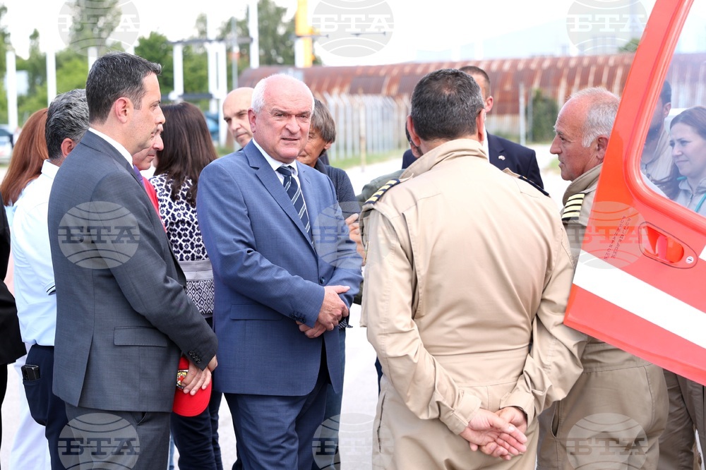 Димитър Главчев - авиобаза - посещение