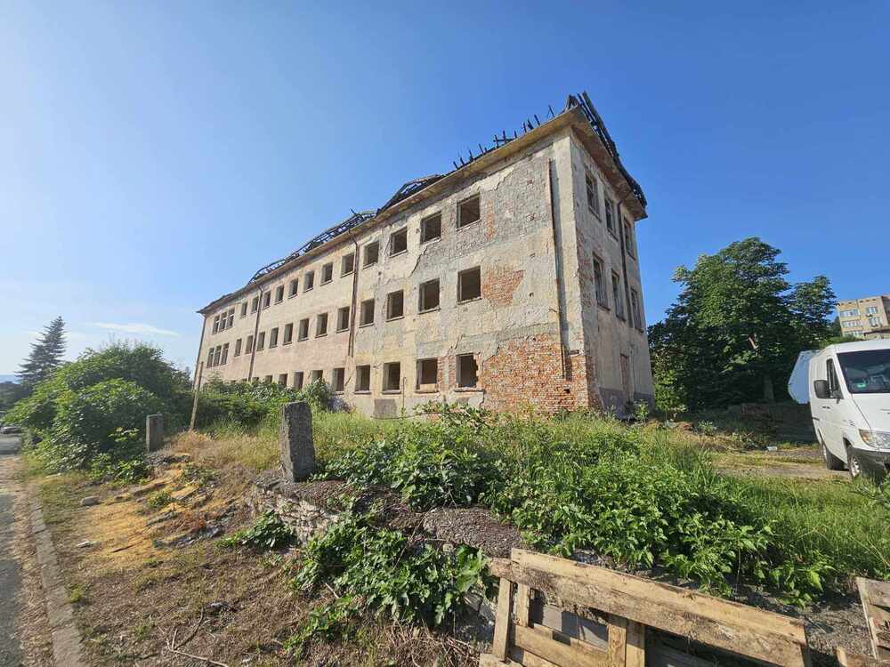 Община Кърджали: Събарят две опасни сгради в Кърджали, на тяхно място ще има паркове