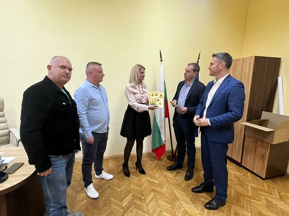 Инициативата „Тетрадки вместо плакати“ завършва успешно в Пловдив