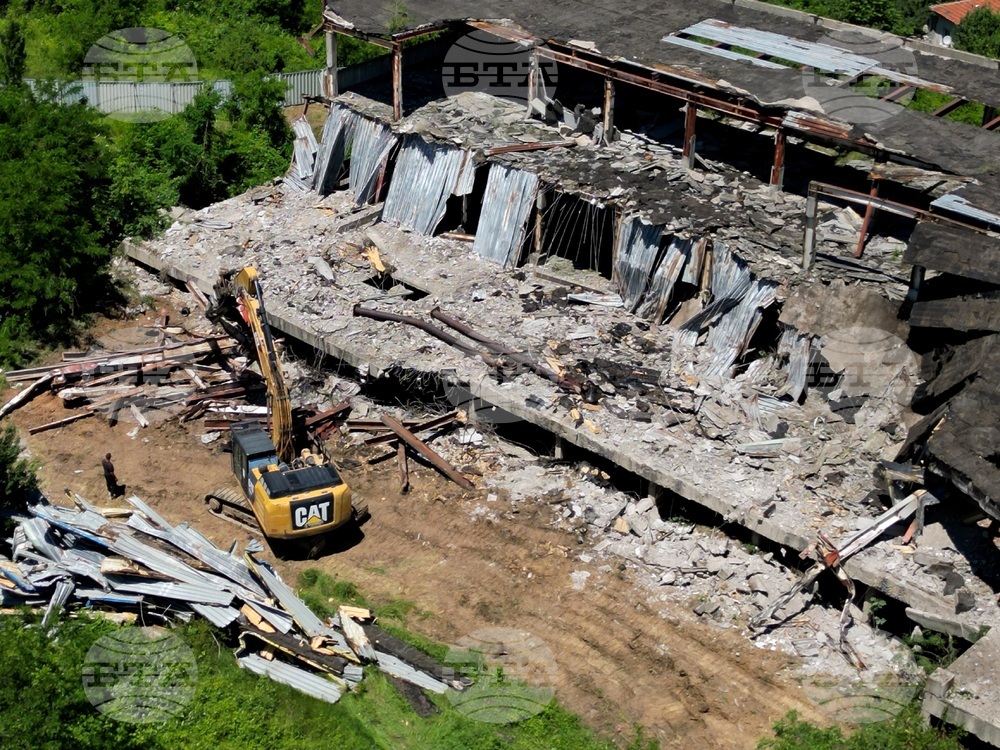 Горна баня - детска болница - разчистване на терена