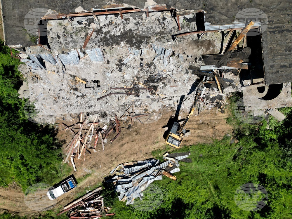 Горна баня - детска болница - разчистване на терена