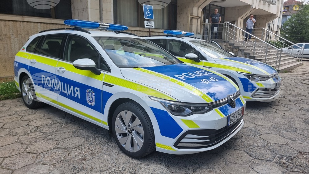 Габрово - Пътна полиция - нови автомобили