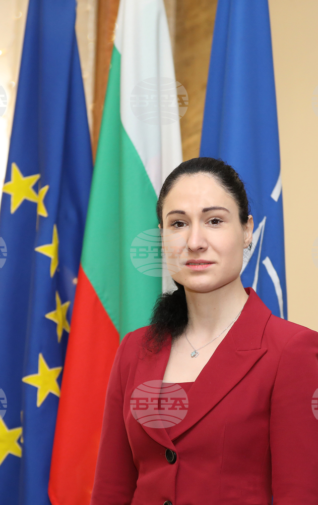 Deputy Defence Minister Simeonova Resigns