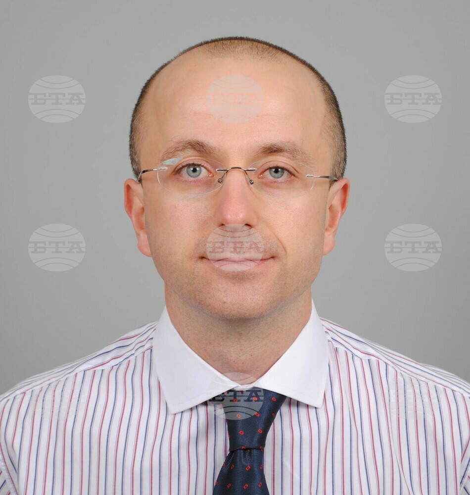 Предлагат неврохирурга проф. д-р Явор Енчев за почетен гражданин на Силистра