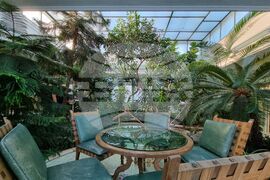 Румъния - Букурещ - Николае Чаушеску - резиденция