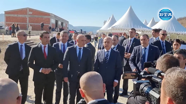 Премиерите на България и Северна Македония дадоха старта на строителството на източната част на железопътния Коридор 8