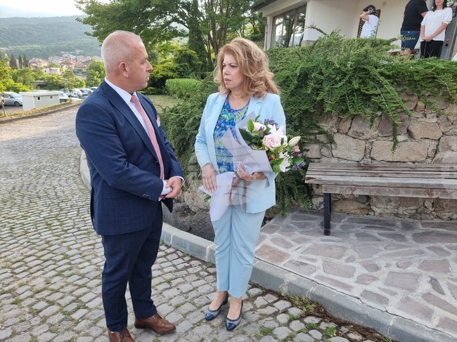 Пещера - Илияна Йотова - посещение