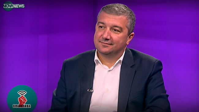Драгомир Стойнев: Благодарение на Корнелия Нинова спасихме Народното събрание