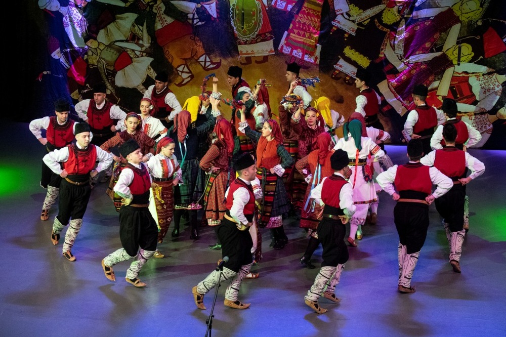 С концерт-спектакъла „Едновремски истории“ бе закрит Националният студентски фестивал на изкуствата в ЮЗУ „Неофит Рилски“