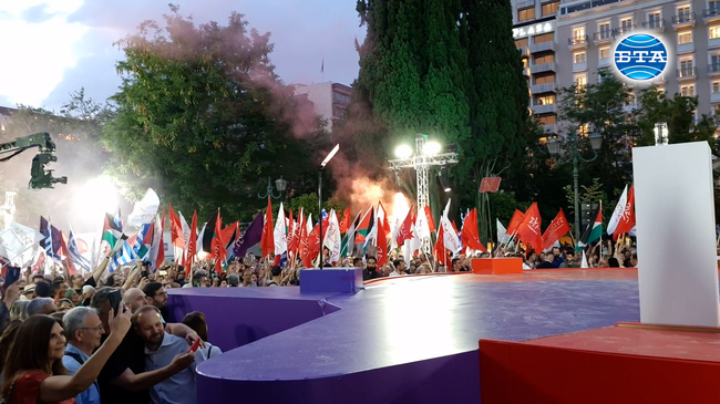 Политическите партии в Гърция изострят противопоставянето си в условията на спадаща мобилизация на електората