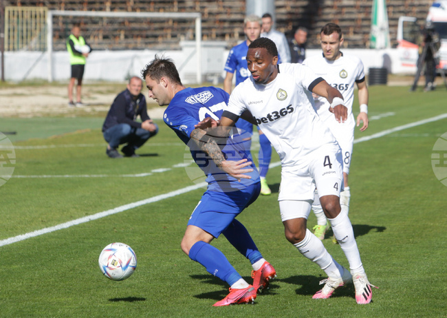 Футбол - Славия (София) - Спартак (Варна)