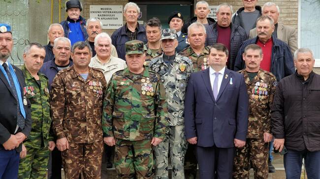 Военни от резерва на Българската армия се срещнаха с членове на Съюза на ветераните от войната в Афганистан на района Тараклия