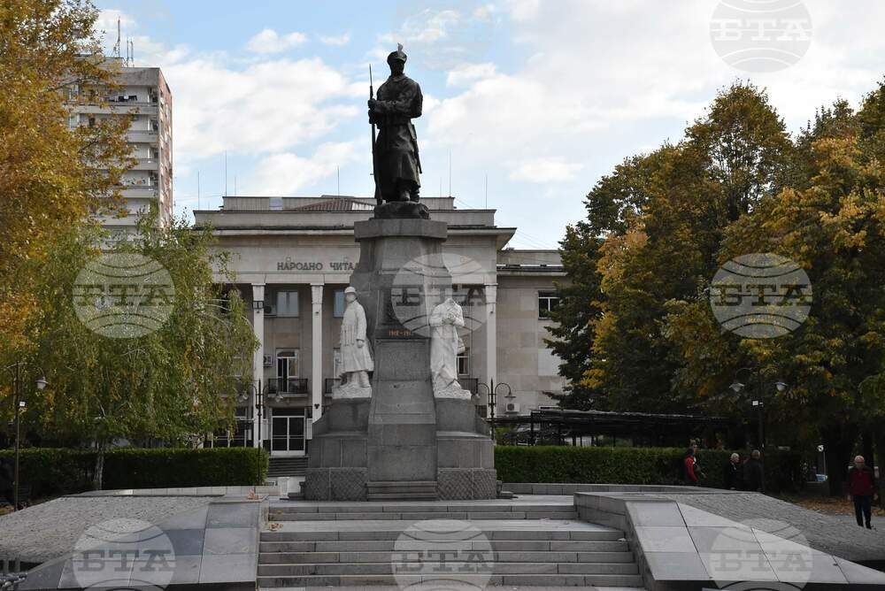 Хасково - Паметник на Незнайния войн