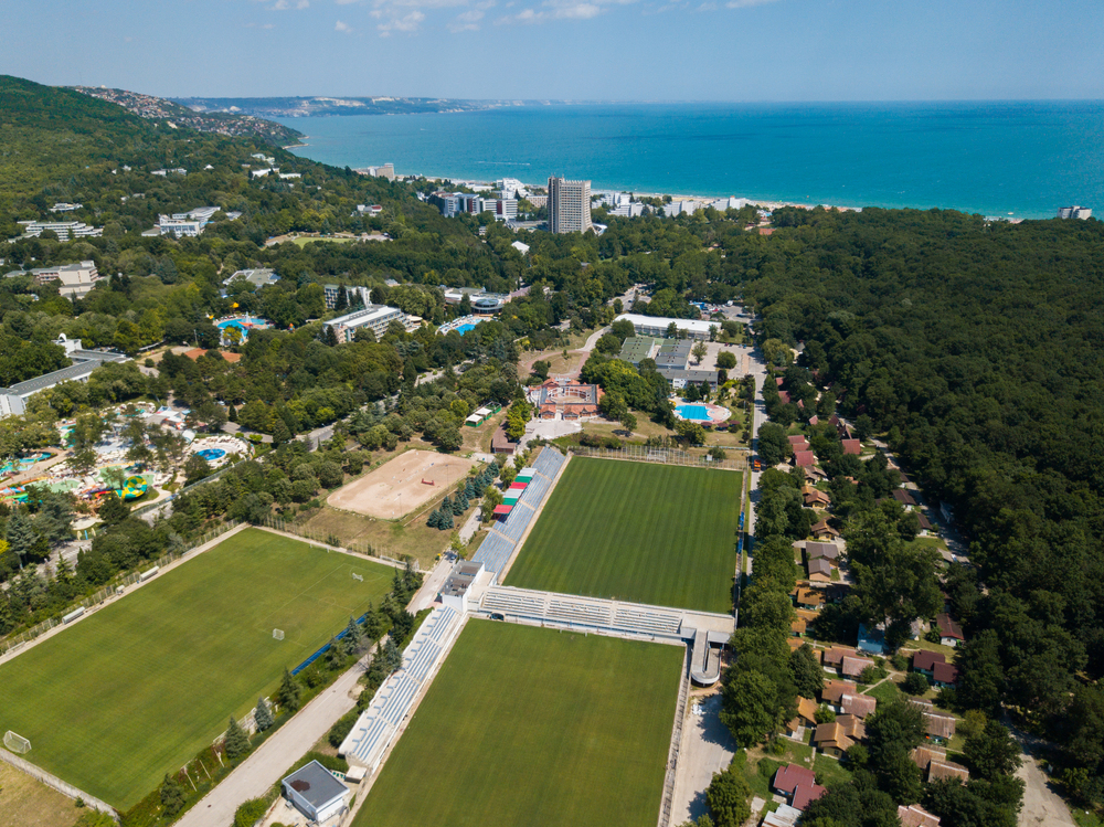 От 1 ноември паркингът в Албена става 2,00 лв. за 24 часа