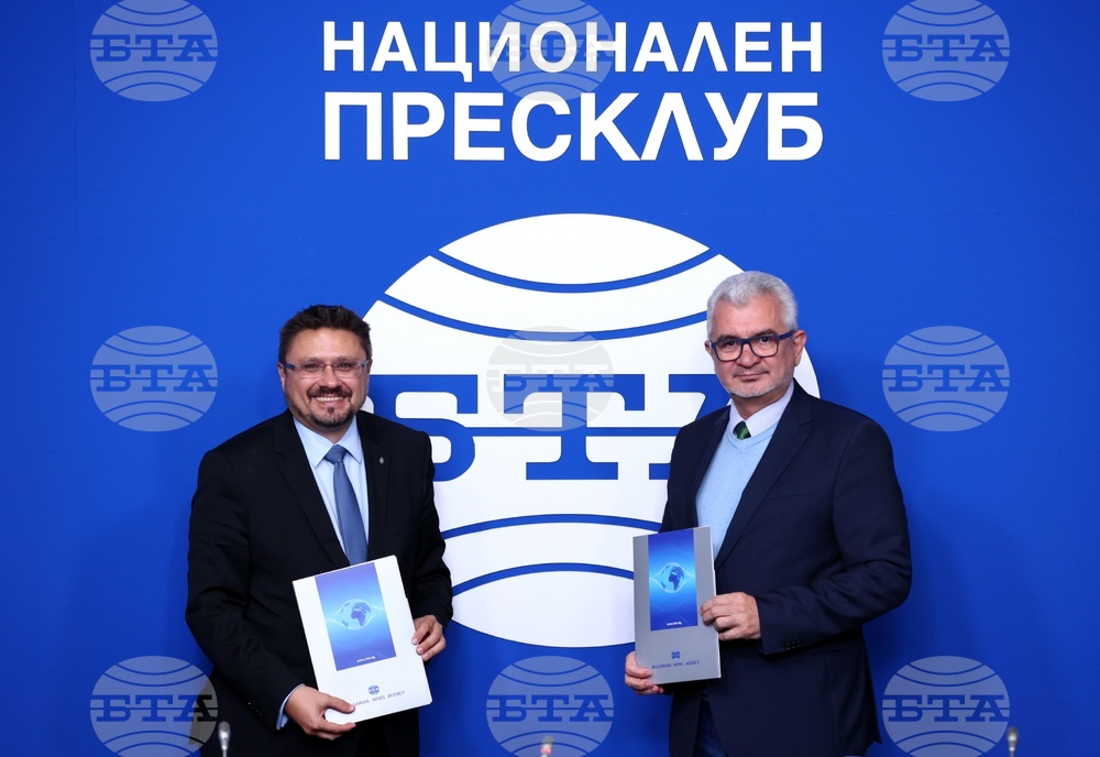 Национален пресклуб на БТА - подписване - БТА - „Аз - Буки“