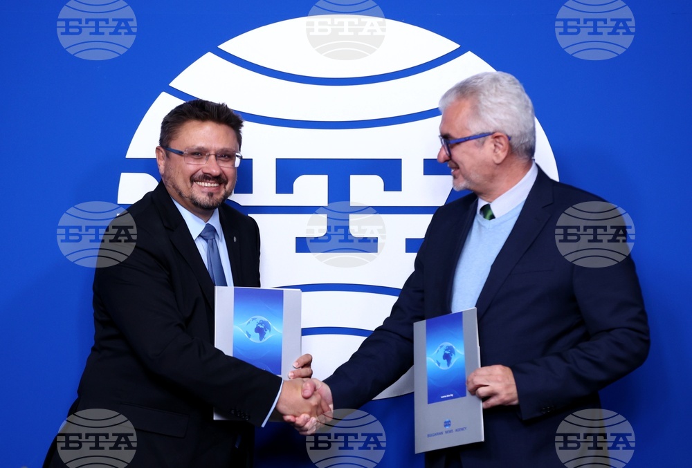 Национален пресклуб на БТА - подписване - БТА - „Аз - Буки“