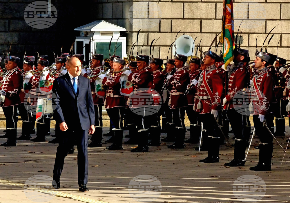 Президент - Ден на народните будители - Национален флаг - церемония