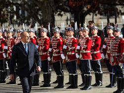 Президент - Ден на народните будители - Национален флаг - церемония