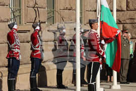 Президент - Ден на народните будители - Национален флаг - церемония