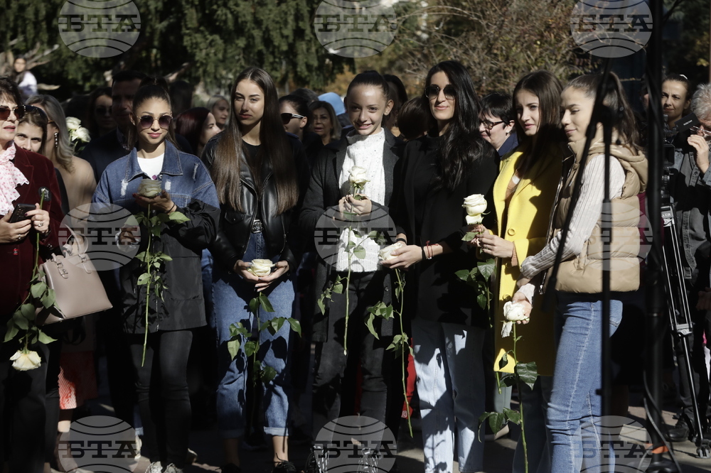 Моите будители - изложба