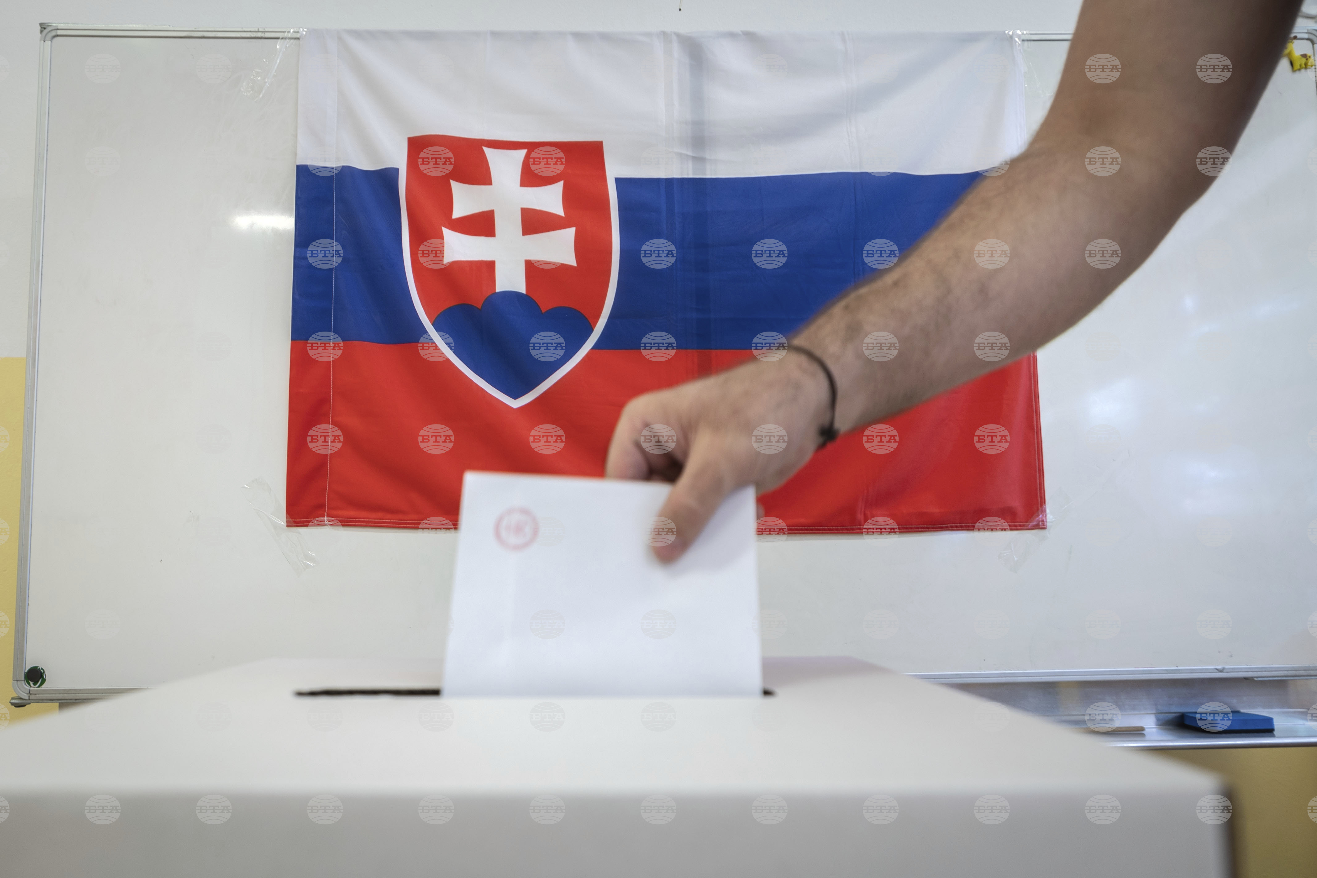 Всичките осем ръководители на окръзи в Словакия бяха преизбрани, сочат изборните резултати