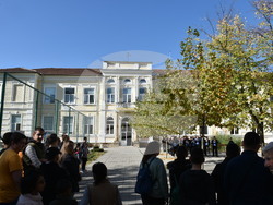 Снимка: Община Ловеч - В Ловеч отбелязаха Деня на будителите с музика и поднасяне на цветя пред паметници